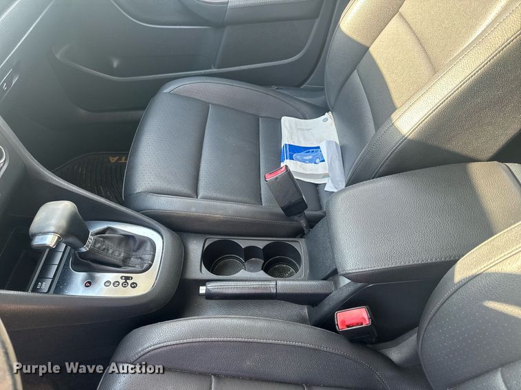 image for item EH6710 2010 Volkswagen Jetta TDI 