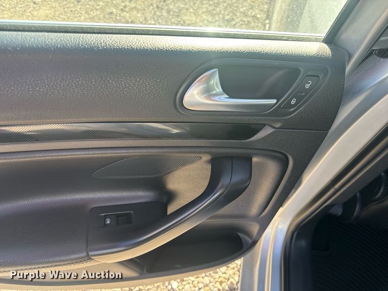 image for item EH6710 2010 Volkswagen Jetta TDI 