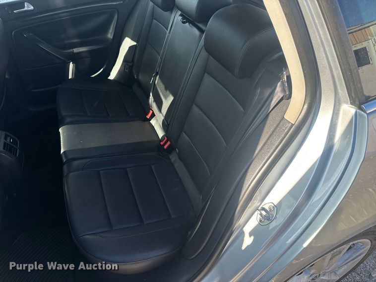 image for item EH6710 2010 Volkswagen Jetta TDI 