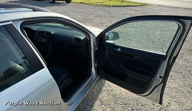 image for item EH6710 2010 Volkswagen Jetta TDI 