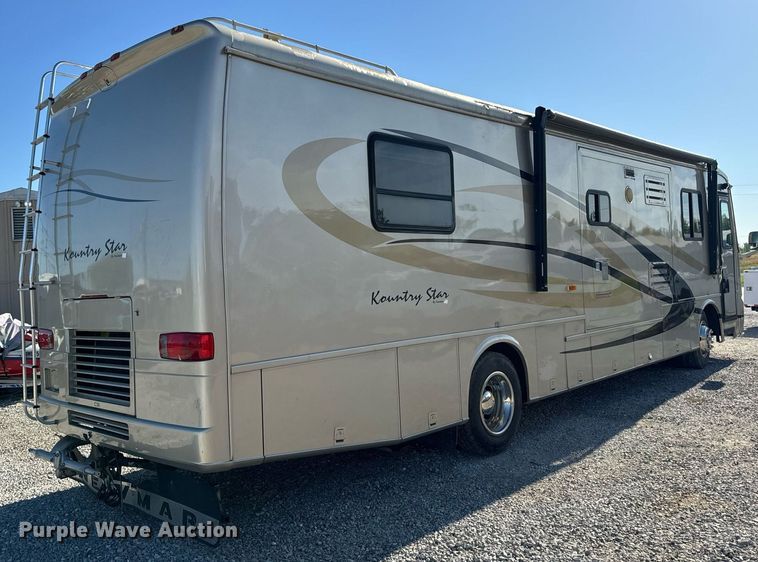 image for item EH6711 2003 Newmar Kountry Star RV
