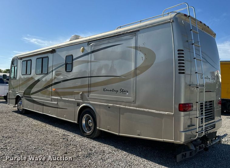image for item EH6711 2003 Newmar Kountry Star RV