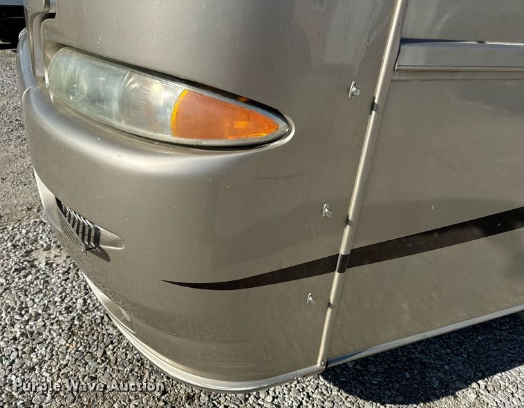 image for item EH6711 2003 Newmar Kountry Star RV