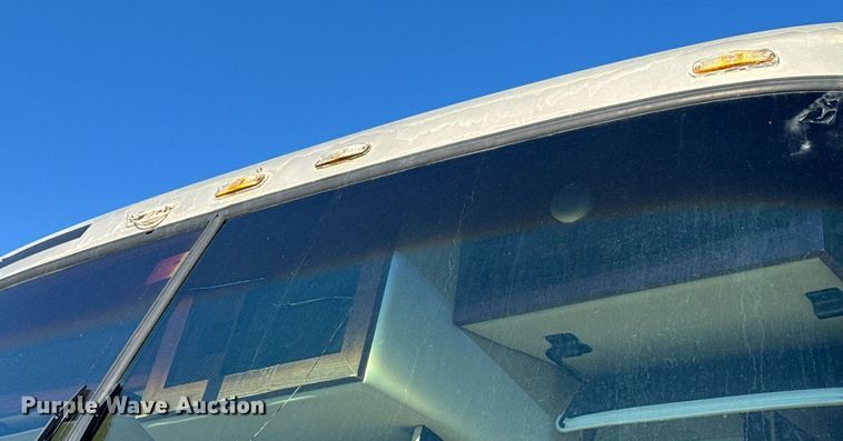 image for item EH6711 2003 Newmar Kountry Star RV