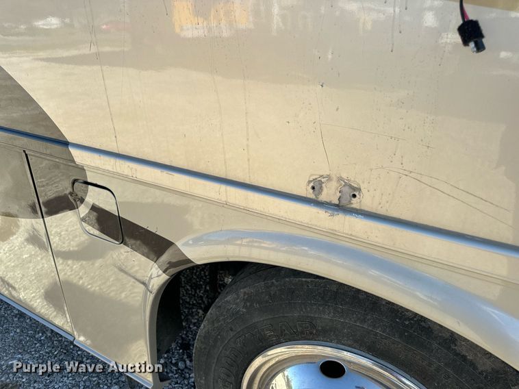 image for item EH6711 2003 Newmar Kountry Star RV