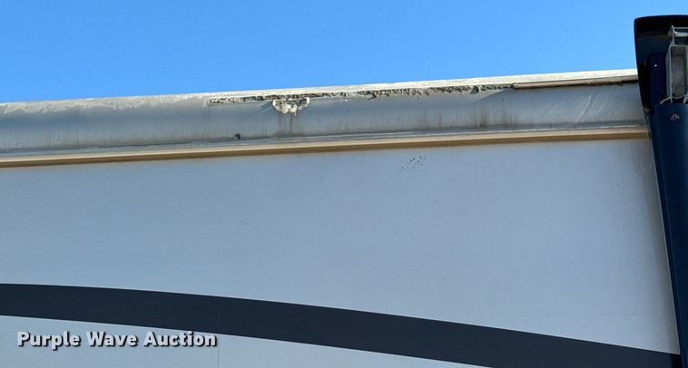 image for item EH6711 2003 Newmar Kountry Star RV