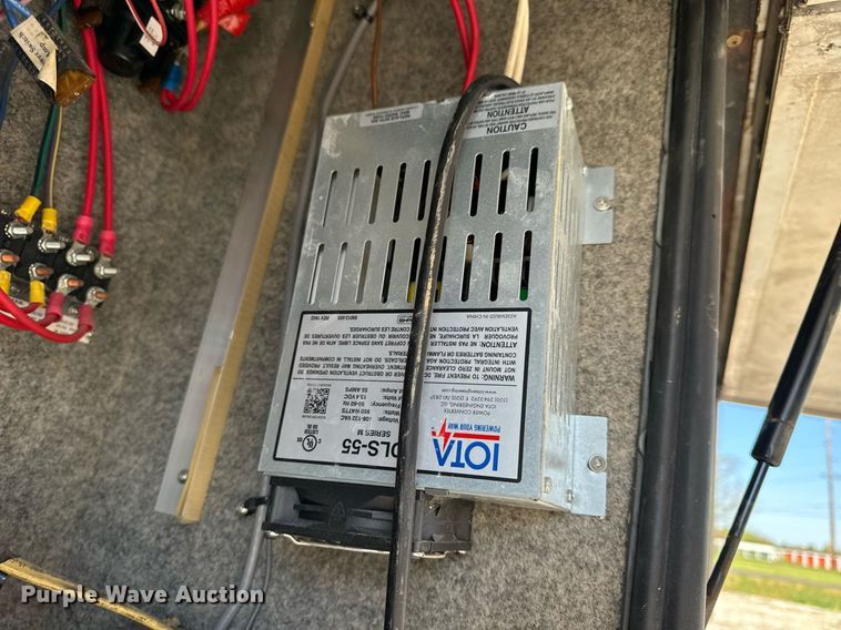 image for item EH6711 2003 Newmar Kountry Star RV