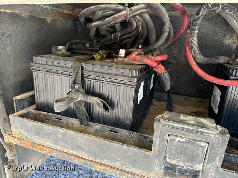 image for item EH6711 2003 Newmar Kountry Star RV