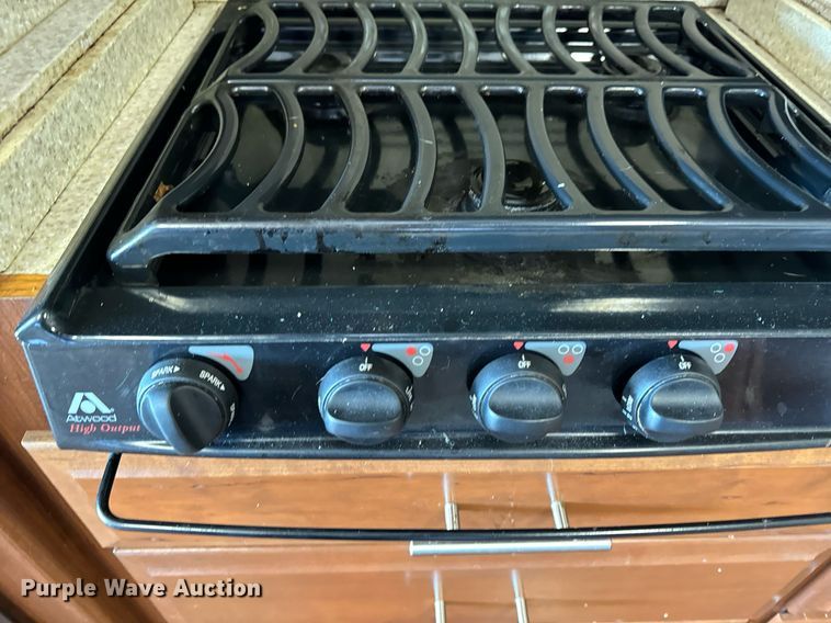 image for item EH6711 2003 Newmar Kountry Star RV