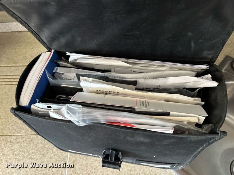 image for item EH6711 2003 Newmar Kountry Star RV