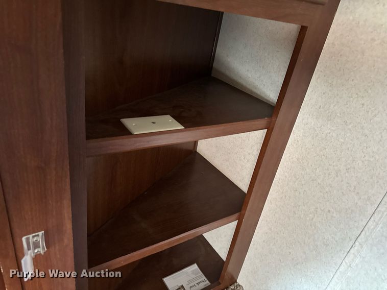 image for item EH6711 2003 Newmar Kountry Star RV