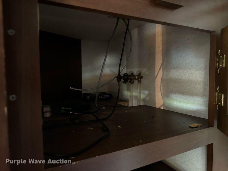 image for item EH6711 2003 Newmar Kountry Star RV