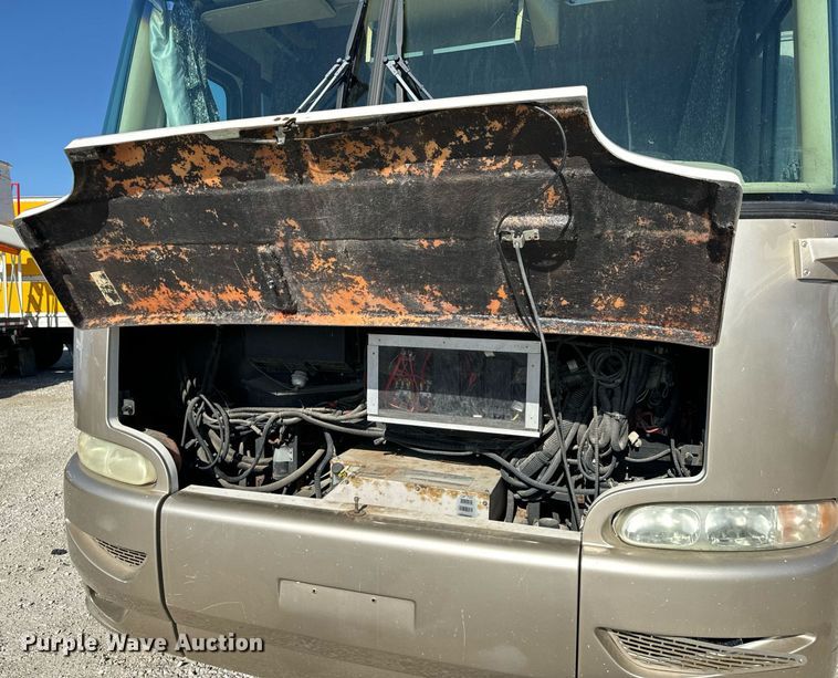 image for item EH6711 2003 Newmar Kountry Star RV