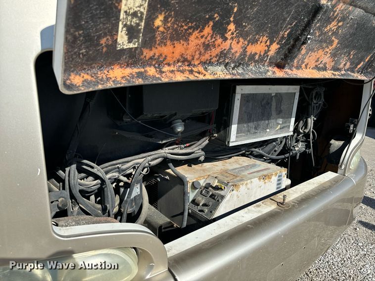 image for item EH6711 2003 Newmar Kountry Star RV