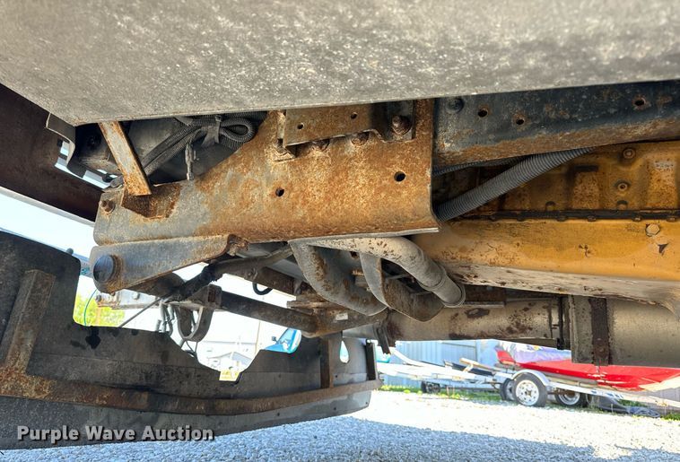 image for item EH6711 2003 Newmar Kountry Star RV