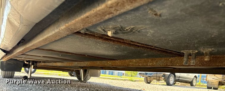 image for item EH6711 2003 Newmar Kountry Star RV