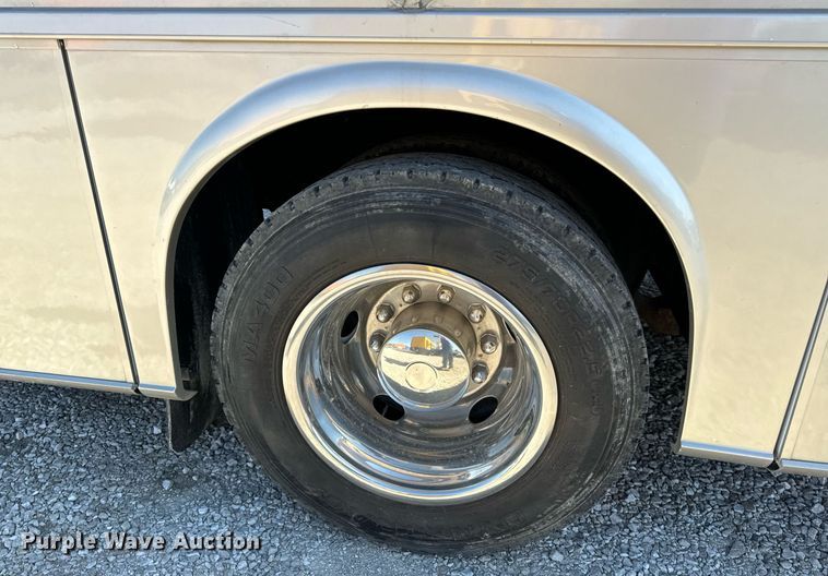 image for item EH6711 2003 Newmar Kountry Star RV