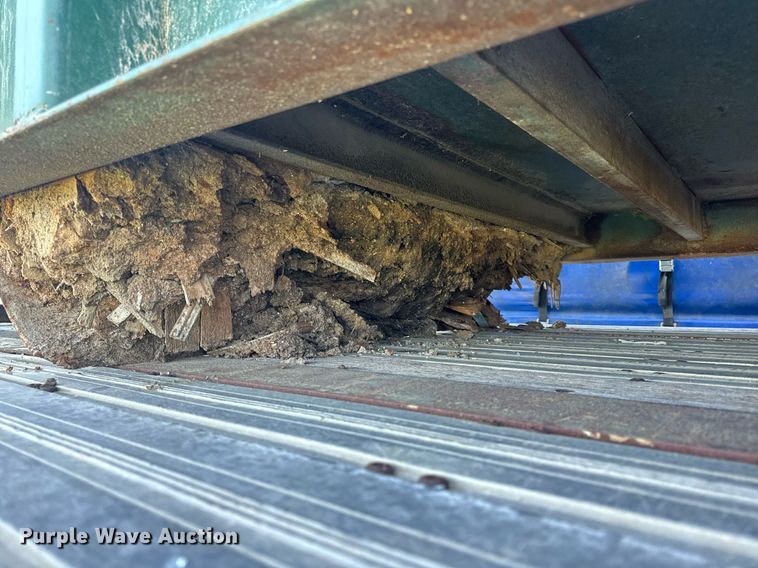 image for item EH6712 2006 Marathon  RJ-325 roll-off trash compactor