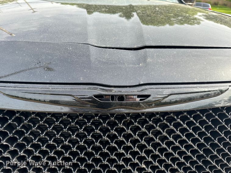 image for item EH6725 2013 Chrysler 300 S 