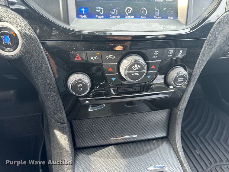 image for item EH6725 2013 Chrysler 300 S 