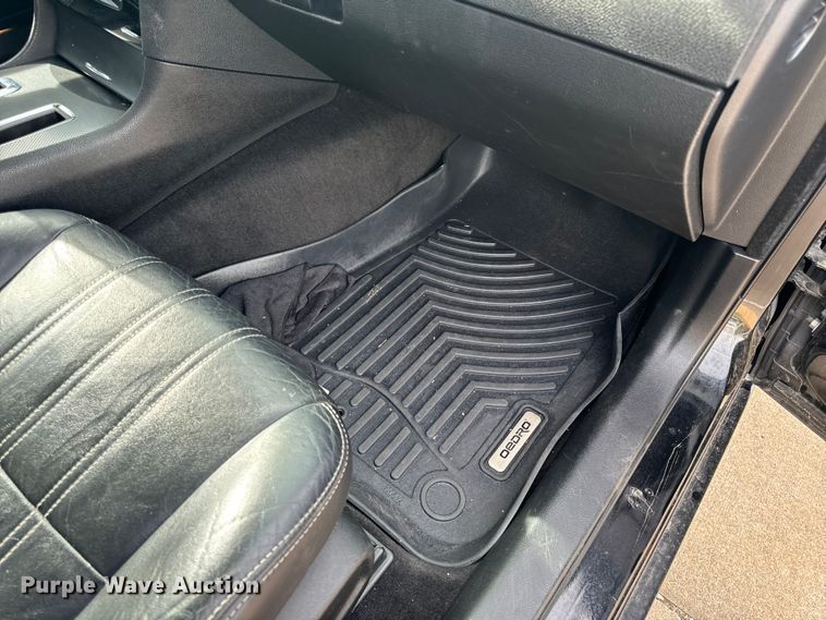 image for item EH6725 2013 Chrysler 300 S 