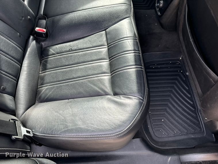 image for item EH6725 2013 Chrysler 300 S 