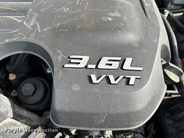 image for item EH6725 2013 Chrysler 300 S 