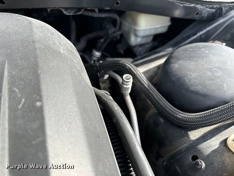 image for item EH6725 2013 Chrysler 300 S 