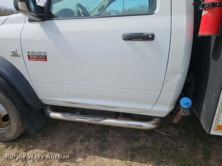 image for item EI3713 2011 Dodge Ram 5500 HD utility / service truck