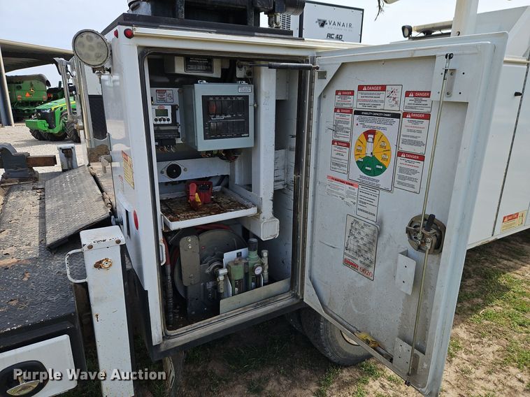 image for item EI3713 2011 Dodge Ram 5500 HD utility / service truck