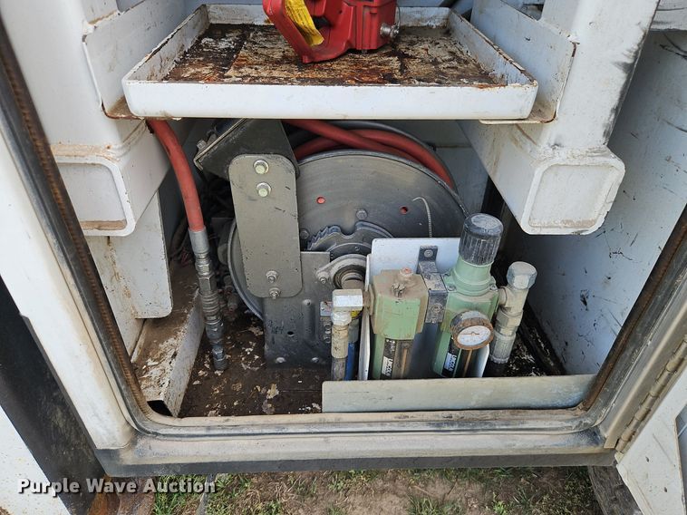 image for item EI3713 2011 Dodge Ram 5500 HD utility / service truck