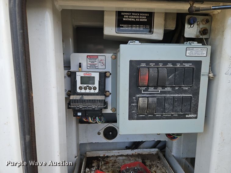 image for item EI3713 2011 Dodge Ram 5500 HD utility / service truck