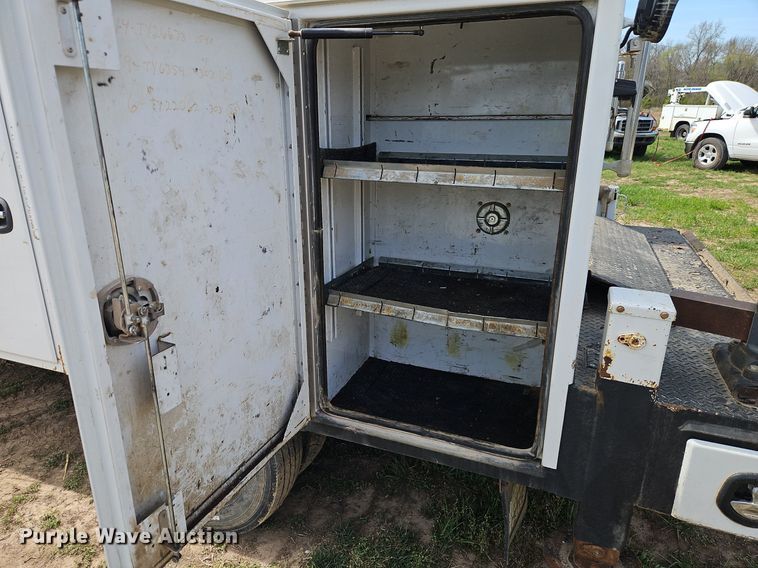 image for item EI3713 2011 Dodge Ram 5500 HD utility / service truck