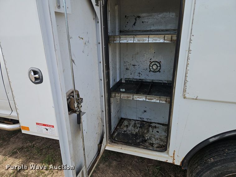 image for item EI3713 2011 Dodge Ram 5500 HD utility / service truck