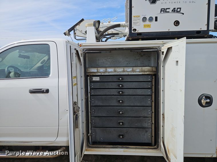 image for item EI3713 2011 Dodge Ram 5500 HD utility / service truck
