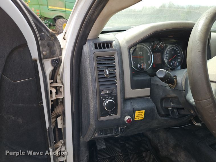 image for item EI3713 2011 Dodge Ram 5500 HD utility / service truck