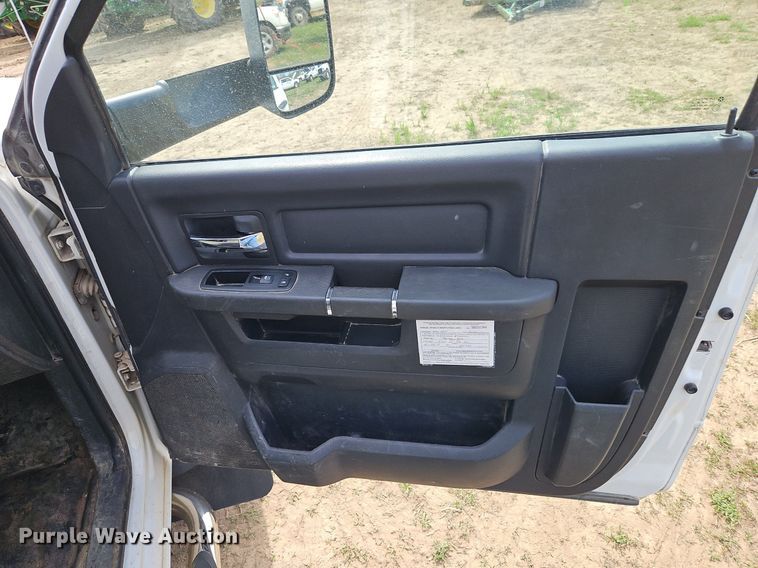 image for item EI3713 2011 Dodge Ram 5500 HD utility / service truck