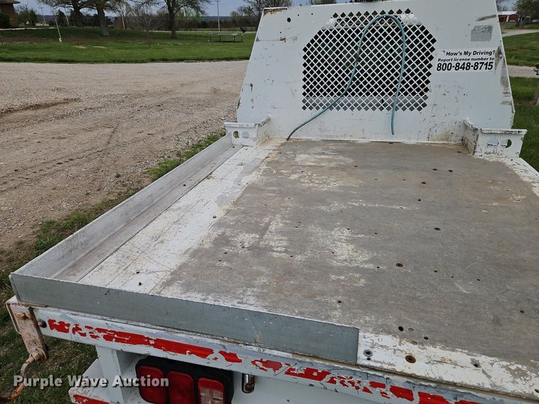 image for item EI3719 2015 Nissan Frontier  flatbed pickup truck