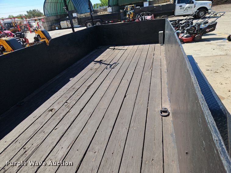 image for item EI3773 2021 Sure-Trac ST8216UAT-B-070 utility trailer