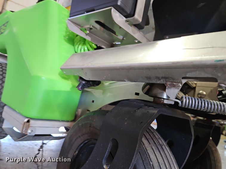 image for item EI3774 Steel Green SG36 applicator