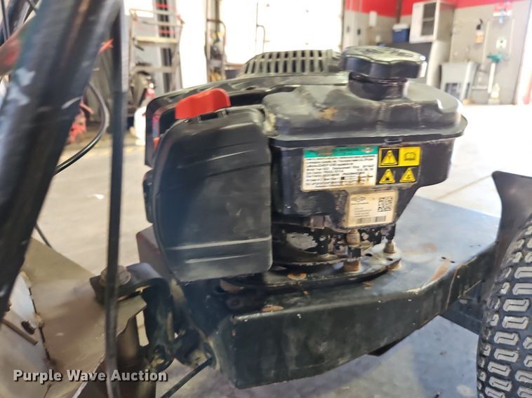 image for item EI3775 Lesco spreader