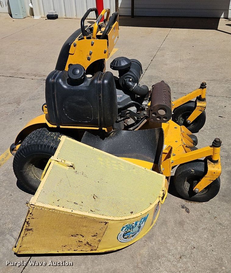 image for item EI3777 2013 Wright WS48FFX730E ZTR lawn mower
