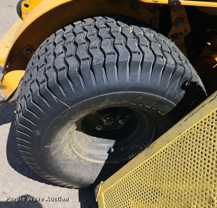 image for item EI3777 2013 Wright WS48FFX730E ZTR lawn mower