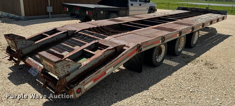 image for item EJ0567 2007 Interstate 50DLA equipment trailer