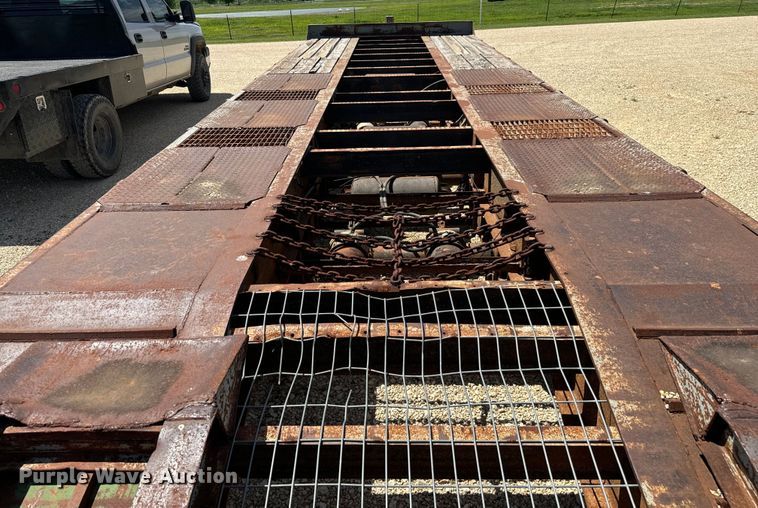 image for item EJ0567 2007 Interstate 50DLA equipment trailer