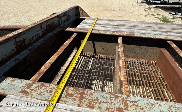 image for item EJ0567 2007 Interstate 50DLA equipment trailer