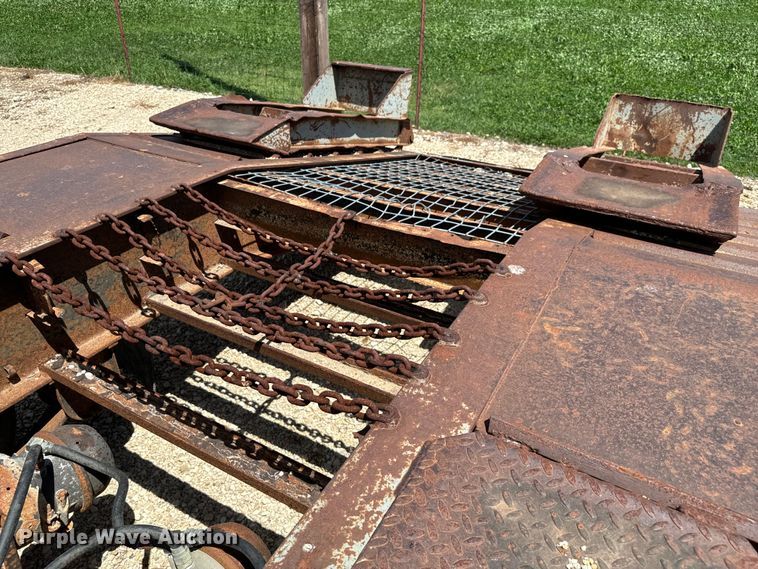 image for item EJ0567 2007 Interstate 50DLA equipment trailer