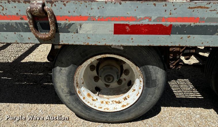 image for item EJ0567 2007 Interstate 50DLA equipment trailer