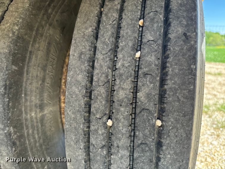 image for item EJ0567 2007 Interstate 50DLA equipment trailer