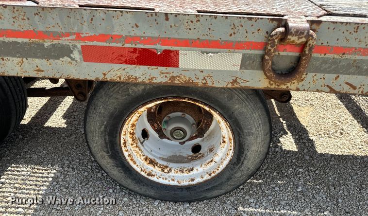 image for item EJ0567 2007 Interstate 50DLA equipment trailer